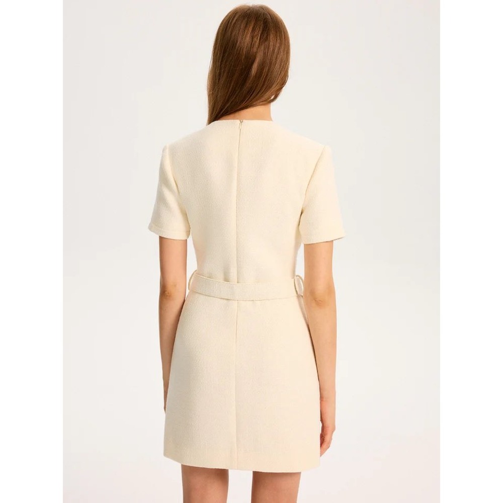 Commense Cream Tweed Mini Dress Ivory Size L Gold Accents Chain Belt Old Money - Picture 3 of 11